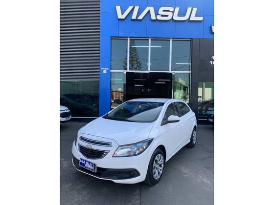CHEVROLET ONIX 1.4 MPFI LT 8V FLEX 4P MANUAL CHEVROLET ONIX 1.4 MPFI LT 8V FLEX 4P MANUAL